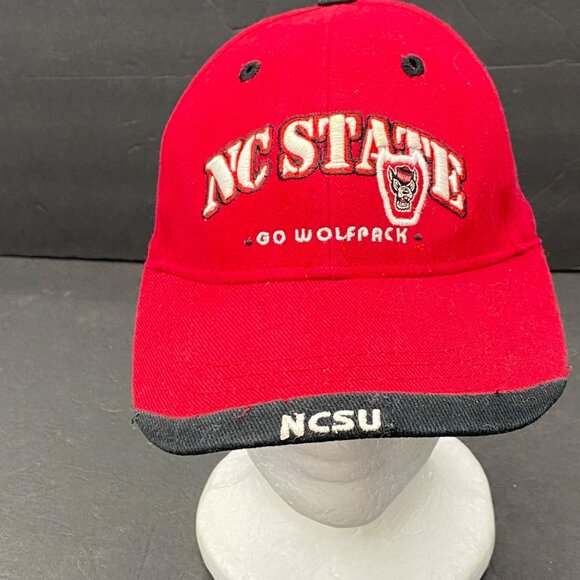 NC State Wolfpack NCAA Youth Ball‎ Cap Hat By Captivating Headgear Red Go Pack - Picture 1 of 10